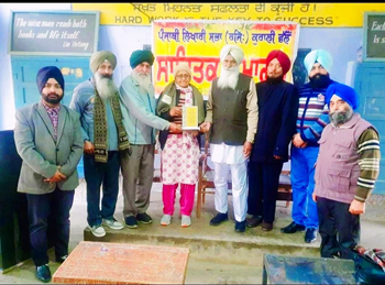 The monthly gathering of Punjabi Likhari Sabha Kurali and the honor of Mrs. Amarjit Kaur Morinda.